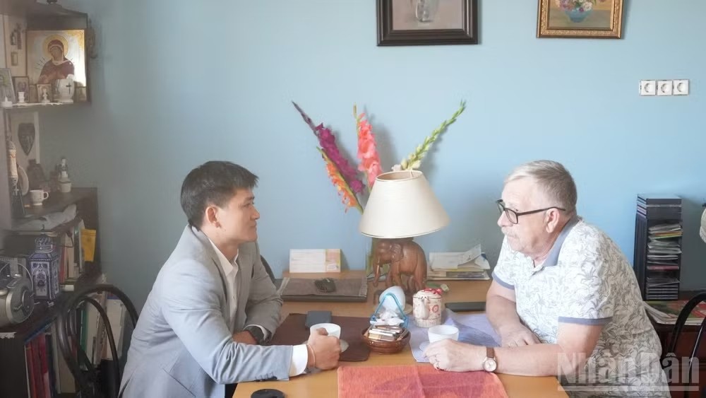 Chuyên gia Nga đề xuất hành trình đỏ Việt-Nga