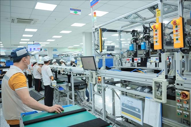 Viet Nam’s Economy Through the International Lens: A Development Model for a New Era Viet Nam’s Push Toward Technology-Driven Growth
