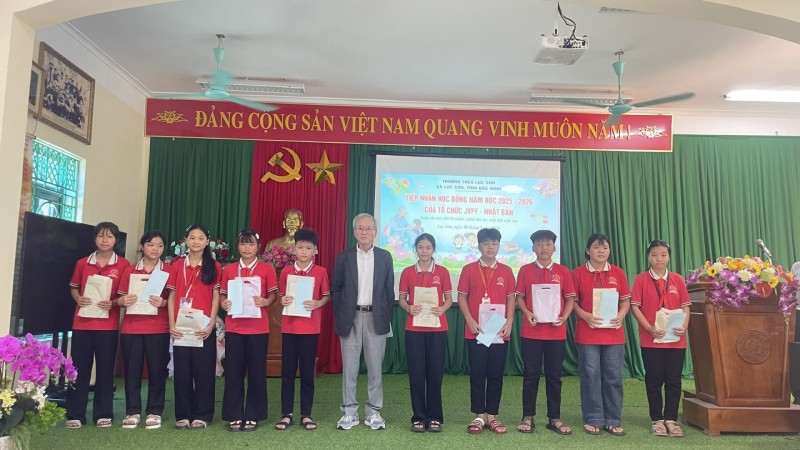 “ເພື່ອຜົນປະໂຫຍດຂອງປະເທດຊາດ, ຂອງຊາດ” ໃນວຽກງານການຕ່າງປະເທດປະຊາຊົນ ແມ່ນຫຍັງ?