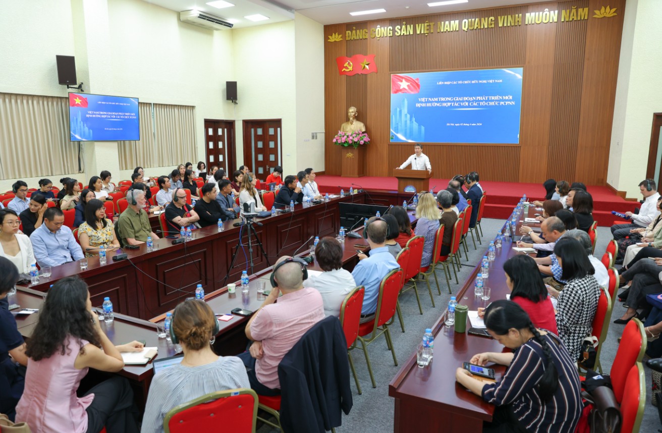 «Определение» роли народной дипломатии