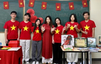 越南裔年轻人在加拿大从身边小事守护母语