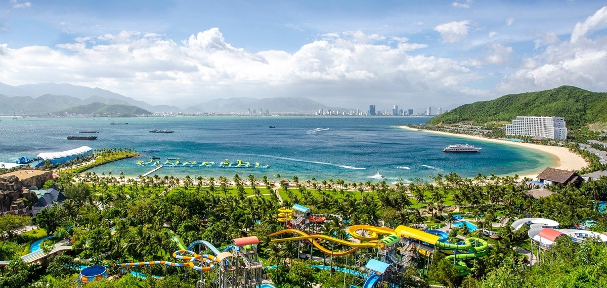 Vinpearl là điểm đến du lịch – nghỉ dưỡng – vui chơi giải trí hàng đầu Việt Nam và khu vực Vinpearl là điểm đến du lịch – nghỉ dưỡng – vui chơi giải trí hàng đầu Việt Nam và khu vực