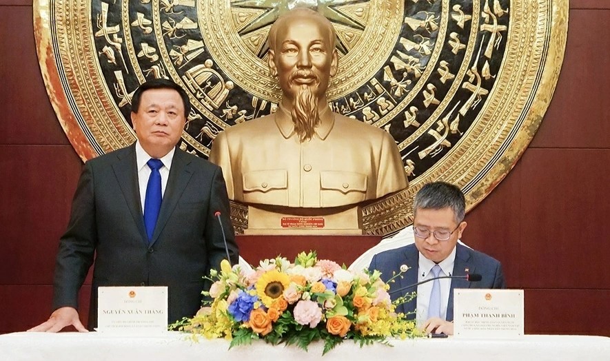 越中两党理论合作在新时代不断走深走实
