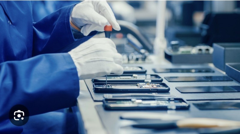 India expands its electronics manufacturing base India expands its electronics manufacturing base