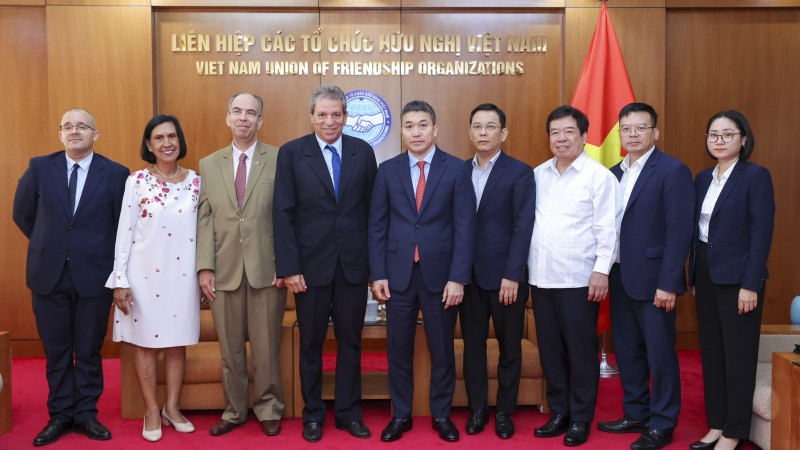 រួមគ្នាសរសេរបន្តនូវដំណើររឿងមិត្តភាពវៀតណាម - គុយបា