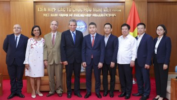 រួមគ្នាសរសេរបន្តនូវដំណើររឿងមិត្តភាពវៀតណាម - គុយបា