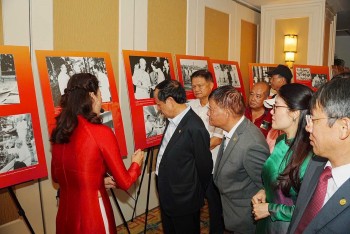 Chuỗi hoạt động tôn vinh Chủ tịch Hồ Chí Minh và lan tỏa tình đoàn kết truyền thống Việt - Trung
