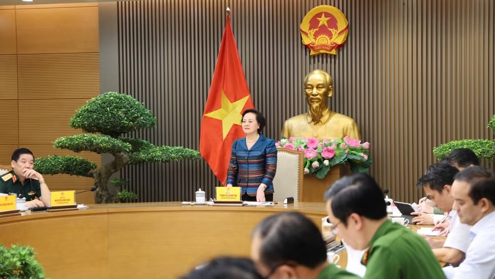 Phó Thủ tướng Phạm Thị Thanh Trà làm việc với các bộ, ngành, cơ quan về công tác giám định ADN xác định danh tính hài cốt liệt sĩ. (Ảnh: chinhphu.vn/Thu Giang) Phó Thủ tướng Phạm Thị Thanh Trà làm việc với các bộ, ngành, cơ quan về công tác giám định ADN xác định danh tính hài cốt liệt sĩ. (Ảnh: chinhphu.vn/Thu Giang)