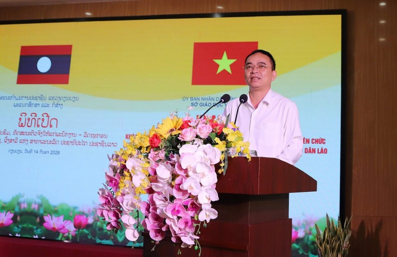 Dien Bien provides professional training for 14 officials from two northern Lao provinces Dien Bien provides professional training for 14 officials from two northern Lao provinces