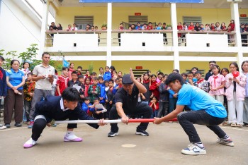Thể thao kết nối học sinh, gia đình và nhà trường
