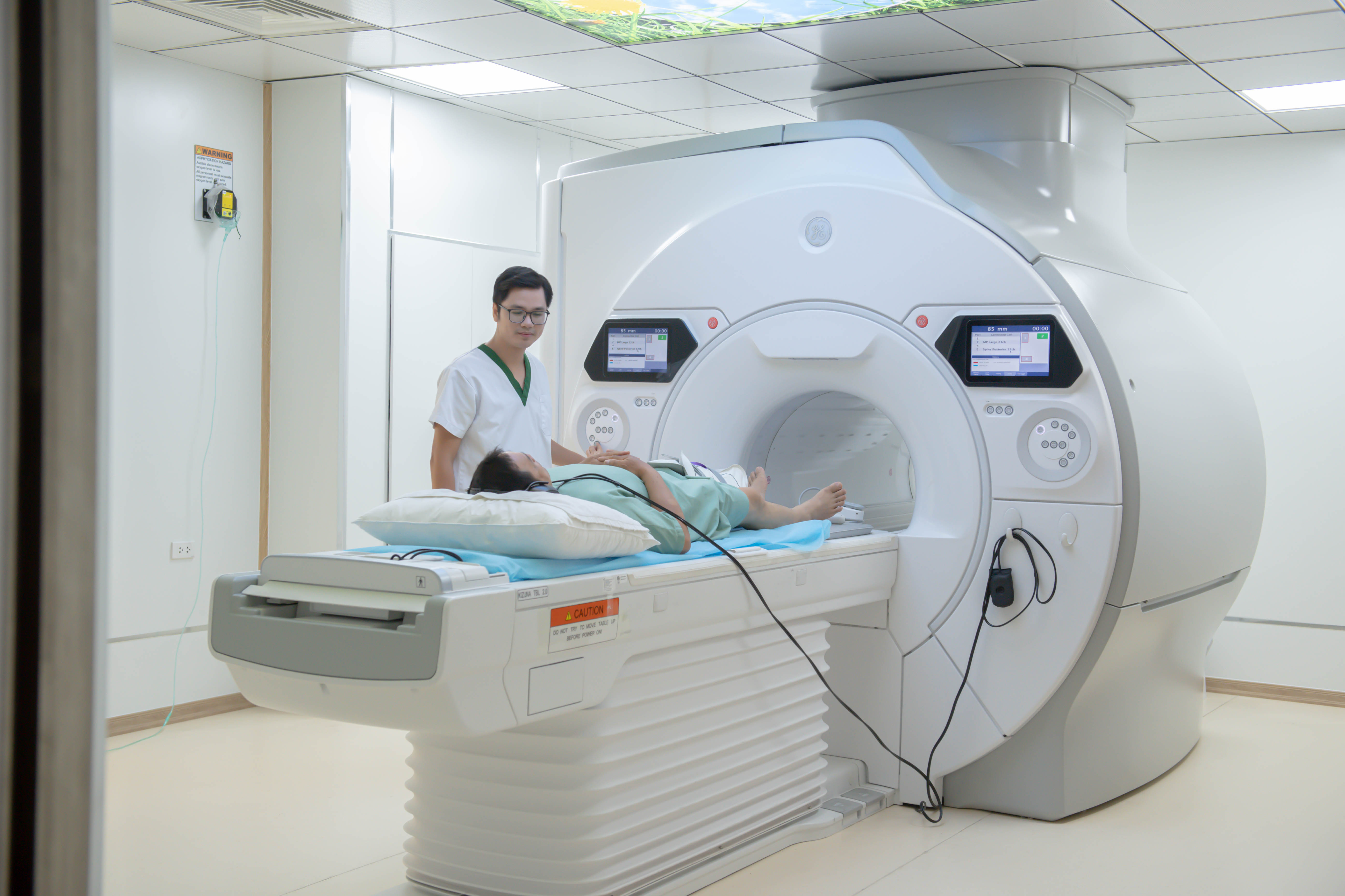 Vinmec Cần Giờ sẽ được đầu tư đồng bộ hệ thống trang thiết bị y tế tiên tiến, phục vụ chẩn đoán và điều trị. (Ảnh minh họa tại một cơ sở thuộc Hệ thống Y tế Vinmec). Vinmec Cần Giờ sẽ được đầu tư đồng bộ hệ thống trang thiết bị y tế tiên tiến, phục vụ chẩn đoán và điều trị. (Ảnh minh họa tại một cơ sở thuộc Hệ thống Y tế Vinmec).