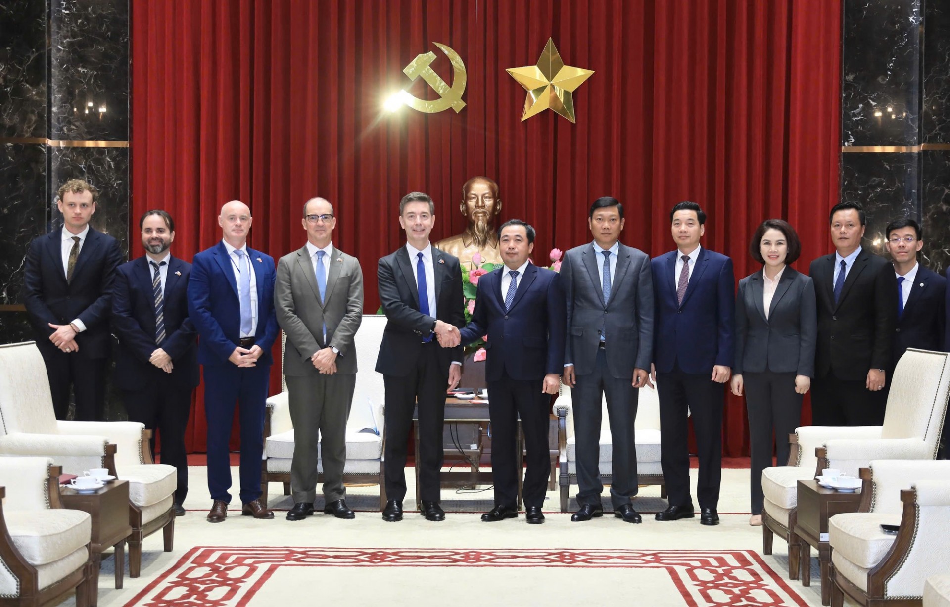 Hà Nội mong muốn cụ thể hóa quan hệ hợp tác với Liên minh châu Âu (EU) trong những lĩnh vực. (Ảnh: T.L) Hà Nội mong muốn cụ thể hóa quan hệ hợp tác với Liên minh châu Âu (EU) trong những lĩnh vực. (Ảnh: T.L)