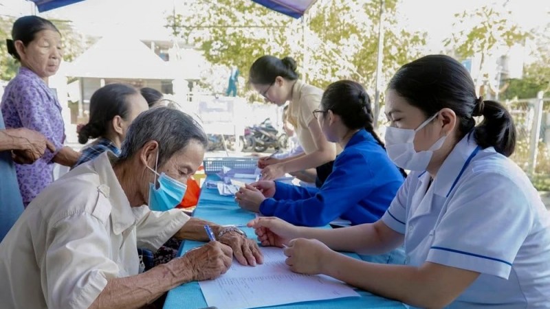 ບັນດາທ້ອງຖິ່ນເລັ່ງລັດການກວດສຸຂະພາບຟຣີໃຫ້ປະຊາຊົນ