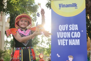 Vinamilk mang mùa Trung thu giàu trải nghiệm đến với trẻ em nhiều vùng miền