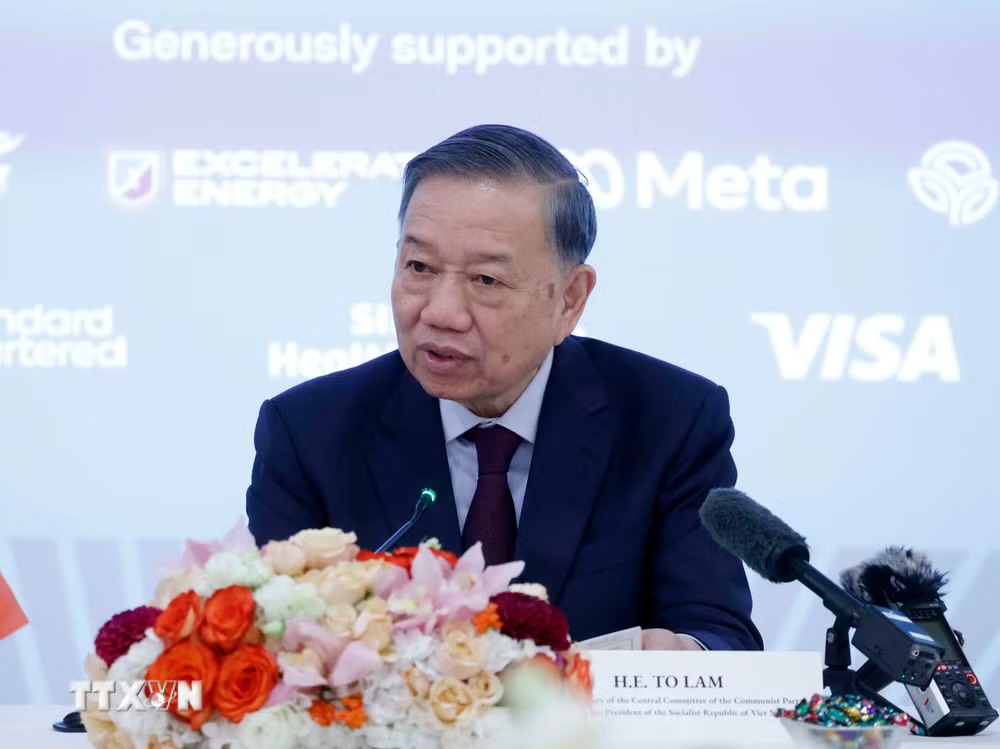 Tổng Bí thư, Chủ tịch nước Tô Lâm dự Tọa đàm bàn tròn với các doanh nghiệp lớn của Hoa Kỳ Tổng Bí thư, Chủ tịch nước Tô Lâm dự Tọa đàm bàn tròn với các doanh nghiệp lớn của Hoa Kỳ