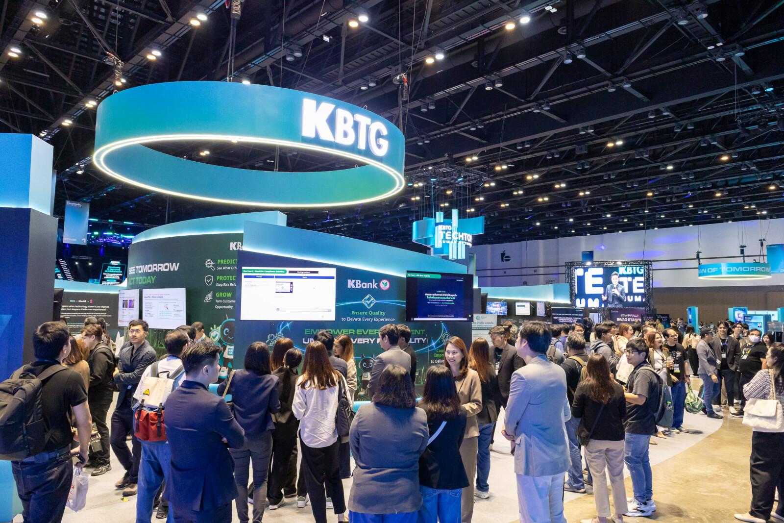 Innovation Showcase zone featuring projects from KBTG, KBank, and partners