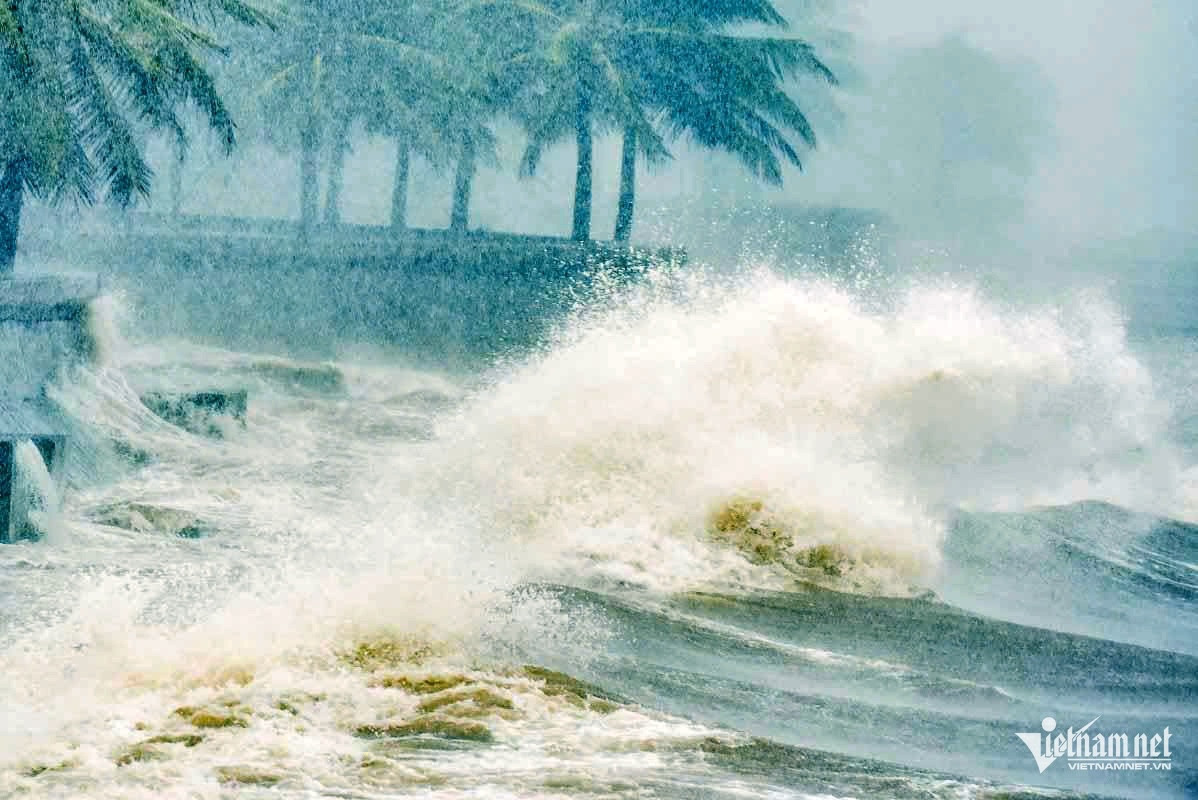 A strong El Nino is increasing the risk of complex weather extremes in Vietnam, ranging from storms and flooding to heat and drought. Photo: Le Duong A strong El Nino is increasing the risk of complex weather extremes in Vietnam, ranging from storms and flooding to heat and drought. Photo: Le Duong