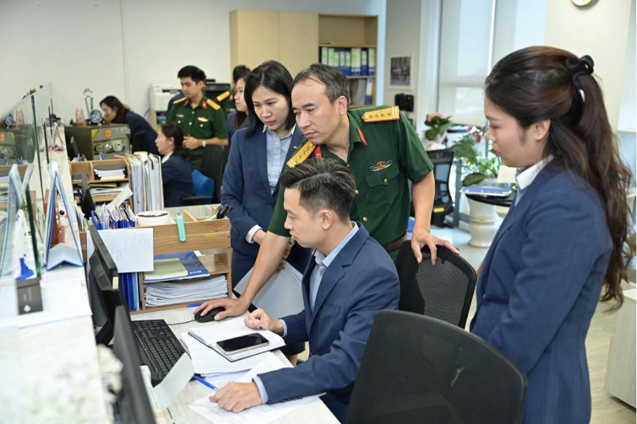và khối Hành chính về công tác cải cách thủ tục hành chính và khối Hành chính về công tác cải cách thủ tục hành chính