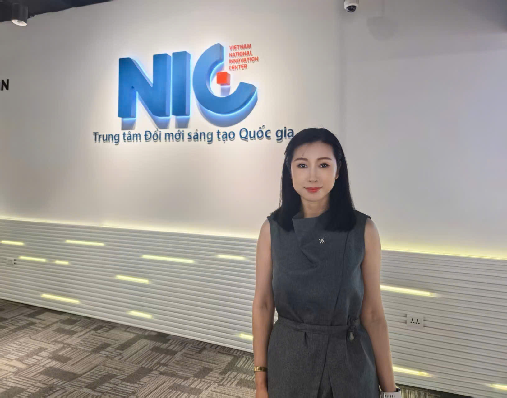 刘一彤表示，自己常年深耕全球产业布局、技术落地与跨境资本服务，先后多次走访河内、胡志明、广宁、海防等越南核心经济区域。