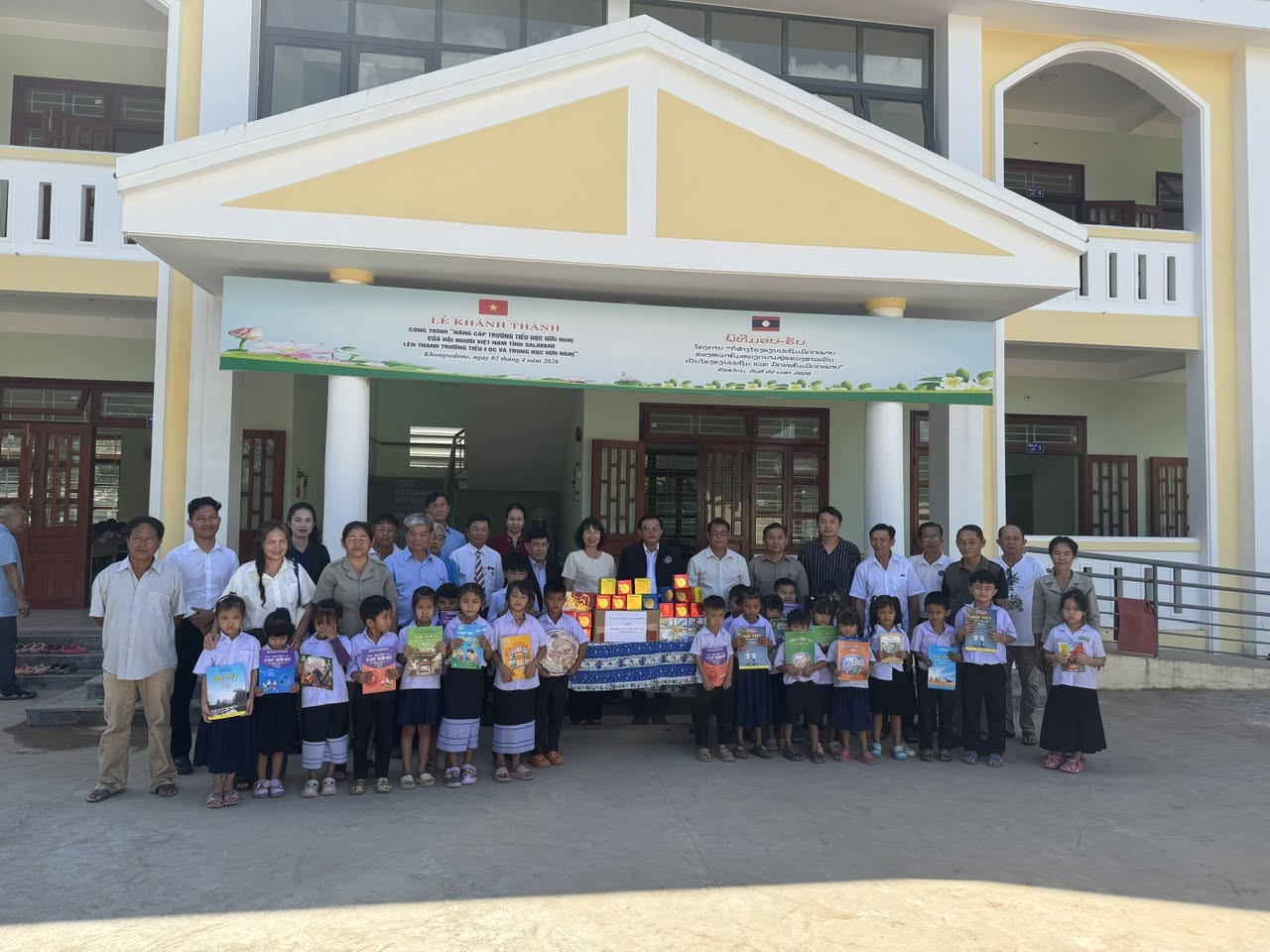 Phối hợp vận hành hiệu quả Trường Hữu nghị Lào - Việt tỉnh Salavan