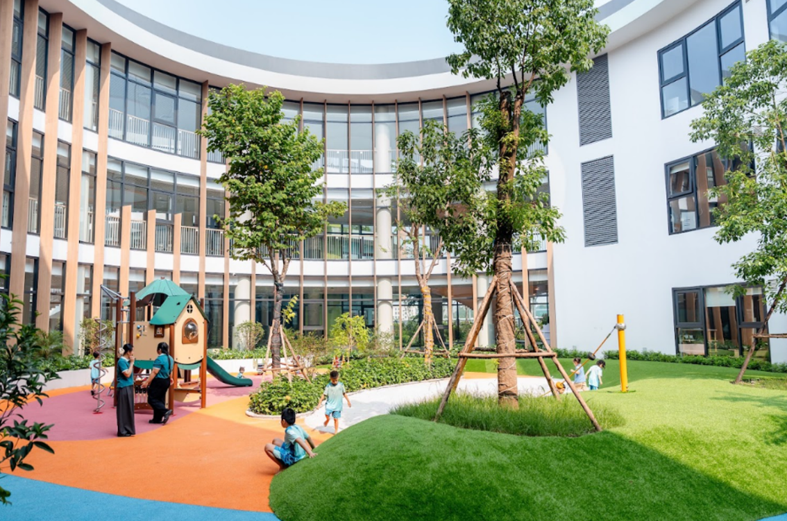 Vin Nexus Center: Trường học hạnh phúc hình trái tim và những gam màu rất “lạ” Vin Nexus Center: Trường học hạnh phúc hình trái tim và những gam màu rất “lạ”