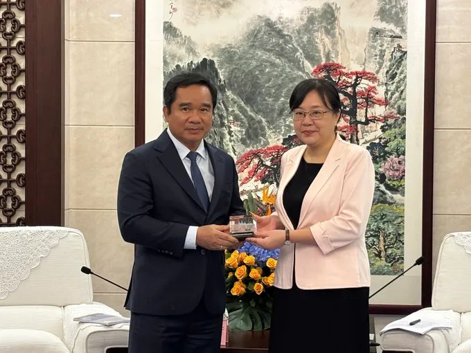 胡志明市与中国广东省拓展务实合作新空间