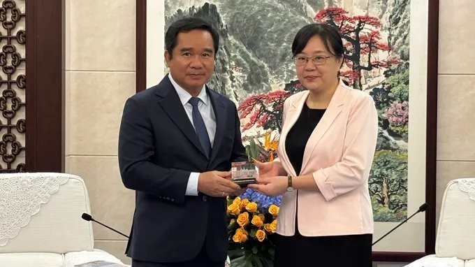 胡志明市与中国广东省拓展务实合作新空间