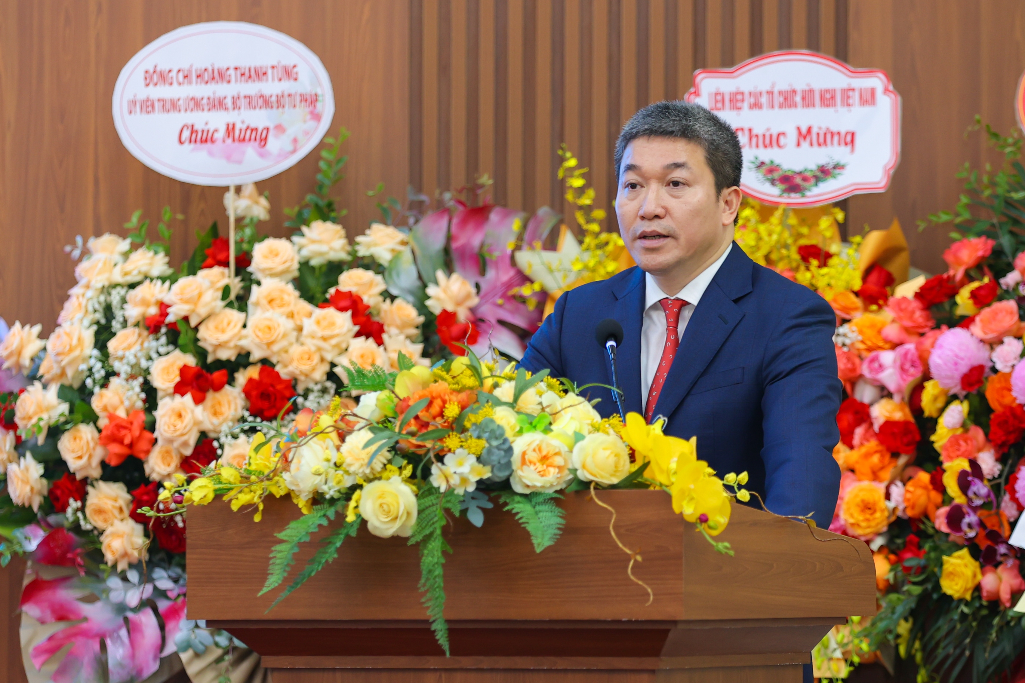 Thứ trưởng Bộ Tư pháp Nguyễn Thanh Tú được bầu làm Chủ tịch Hội hữu nghị Việt Nam - Thụy Điển nhiệm kỳ 2026-2031 Thứ trưởng Bộ Tư pháp Nguyễn Thanh Tú được bầu làm Chủ tịch Hội hữu nghị Việt Nam - Thụy Điển nhiệm kỳ 2026-2031