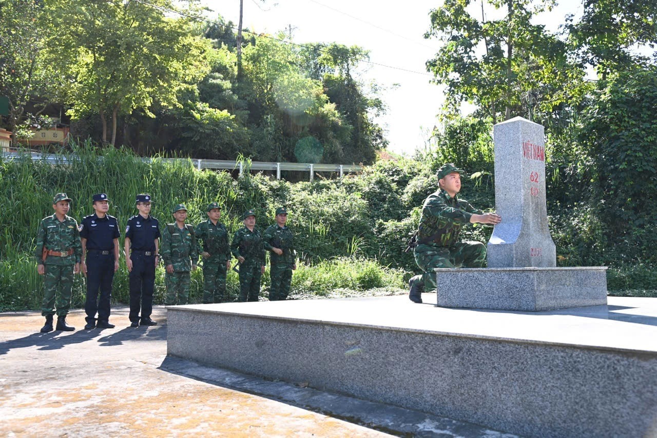 莱州与云南边防力量开展联合巡逻行动