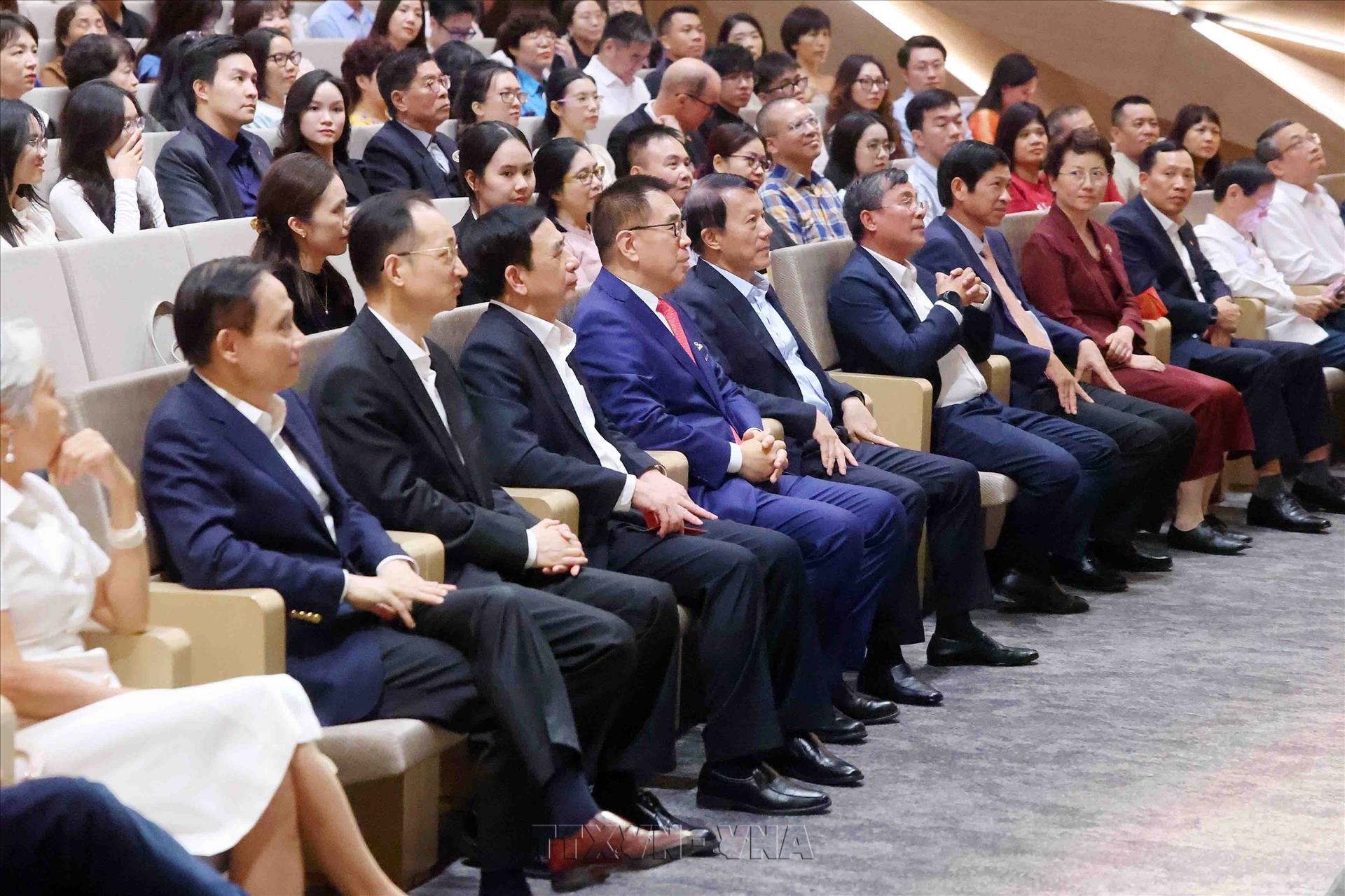 Âm nhạc kết nối nghệ sĩ, công chúng Việt Nam - Trung Quốc