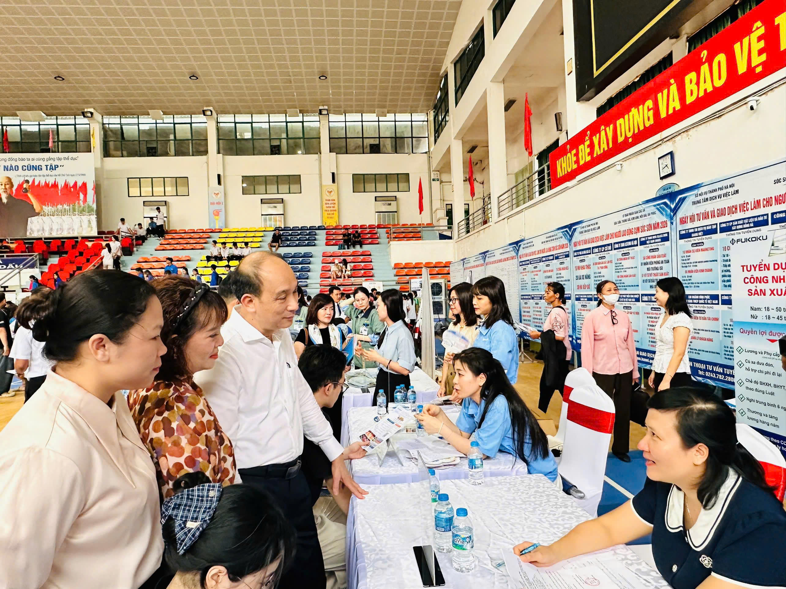 Phiên giao dịch việc làm cụm Sóc Sơn: Đa dạng cơ hội cho người trẻ và lao động cao tuổi
