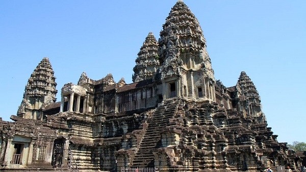 កម្ពុជាត្រូវបានលើកតម្កើងជាគោលដៅទេសចរណ៍ឈានមុខគេនៅអាស៊ីសម្រាប់យុវវ័យជាលើកទីប្រាំជាប់ៗគ្នា