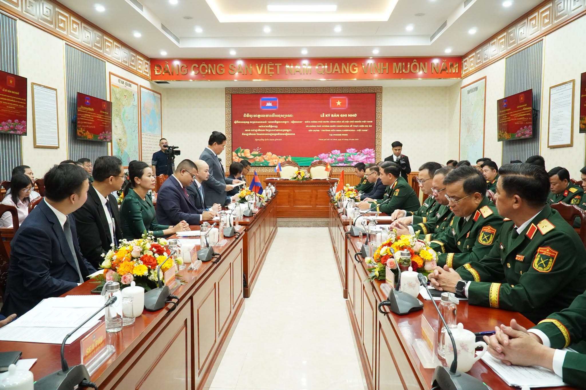 Xây dựng Xây dựng