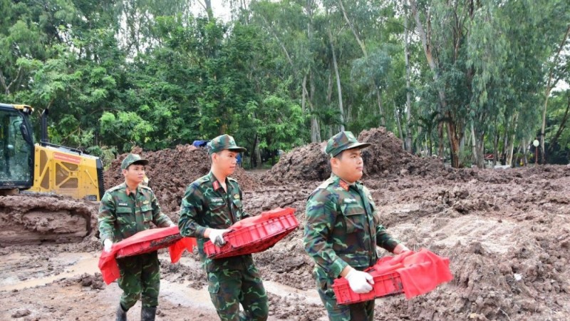 ເກັບໂຮມອັດຖິນັກຮົບຜູ້ເສຍສະລະຊີວິດເພື່ອຊາດຕື່ມອີກ 8 ຊຸດ ຢູ່ສວນສາທາລະນະ ເລທິຣຽງ