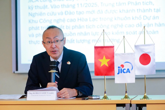 JICA Chief Representative in Viet Nam Kobayashi Yosuke.
