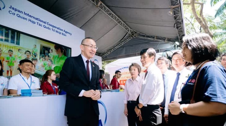 Có những tình nguyện viên không cầm được nước mắt khi chia tay Việt Nam
