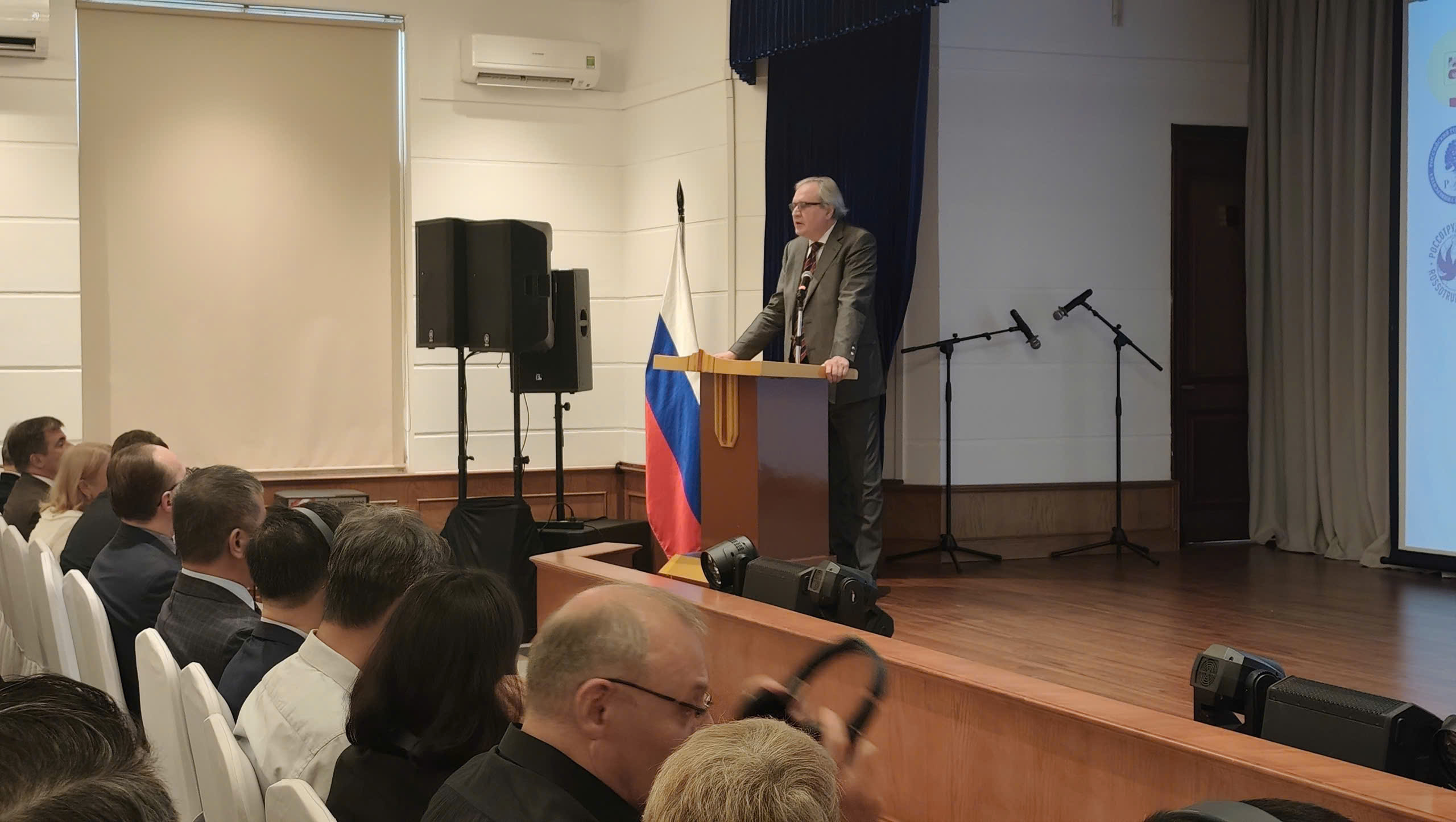 «Культурная визитка»: путь к взаимопониманию между народами России и Вьетнама