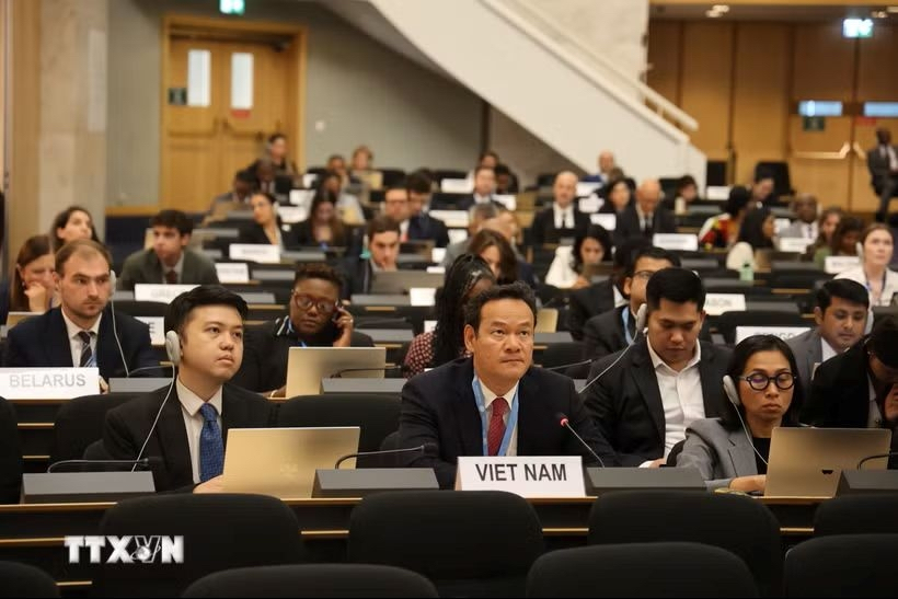Ambassador Mai Phan Dung, Permanent Representative of Vietnam to the United Nations Office and other international organisations in Geneva, attends the 63rd regular session of the UN Human Rights Council Ambassador Mai Phan Dung, Permanent Representative of Vietnam to the United Nations Office and other international organisations in Geneva, attends the 63rd regular session of the UN Human Rights Council