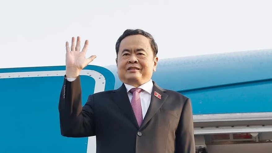 越南国会主席陈青敏启程对中国进行正式访问