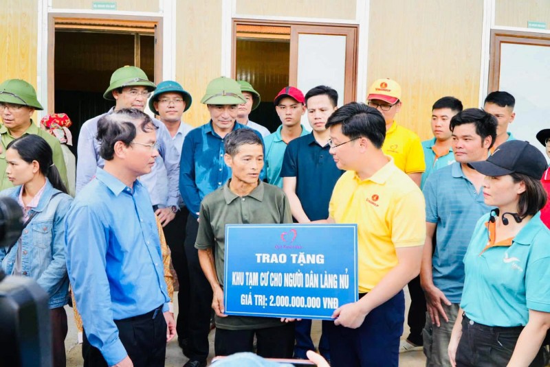 Nhà đồng sáng lập Quỹ Thiện Tâm - bà Phạm Thu Hương: “Làm việc thiện để thấy mình sống có giá trị hơn” Nhà đồng sáng lập Quỹ Thiện Tâm - bà Phạm Thu Hương: “Làm việc thiện để thấy mình sống có giá trị hơn”