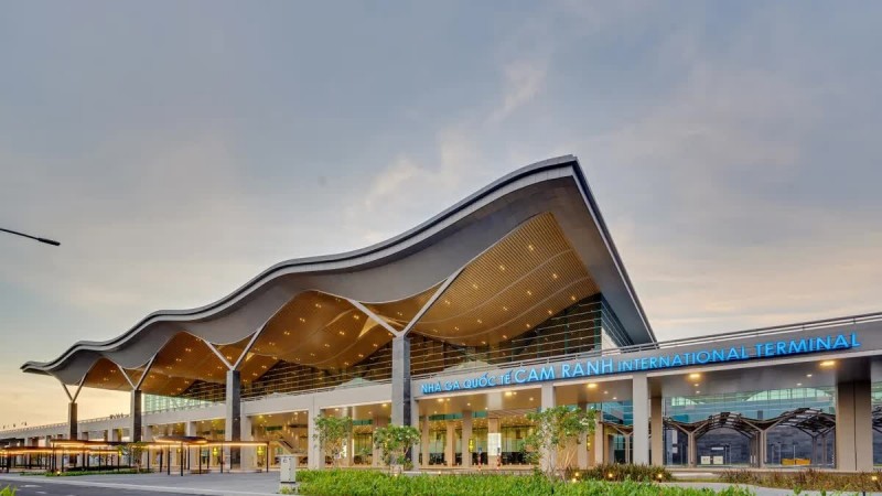 Miễn thị thực cho khách Trung Quốc theo tour đến Khánh Hòa