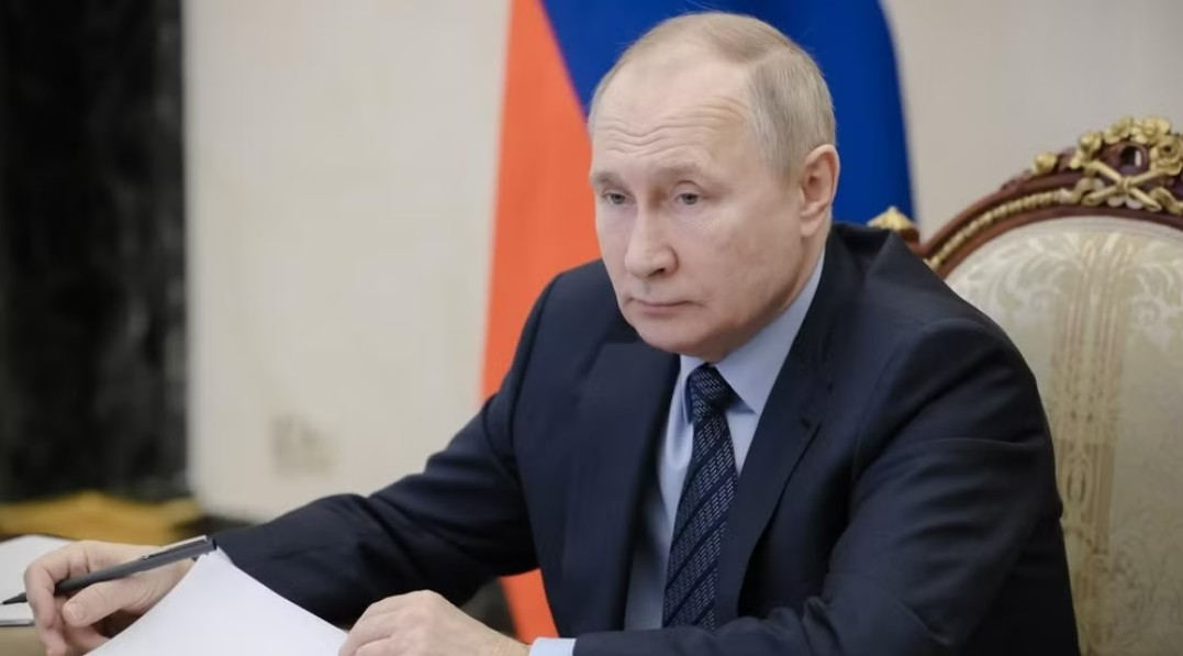Tổng thống Nga Vladimir Putin vừa ký sắc lệnh áp dụng chế độ nhập cảnh miễn thị thực cho công dân Việt Nam. (Ảnh: TASS) Tổng thống Nga Vladimir Putin vừa ký sắc lệnh áp dụng chế độ nhập cảnh miễn thị thực cho công dân Việt Nam. (Ảnh: TASS)