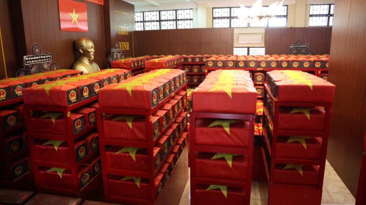 ទីក្រុងហូជីមិញ បញ្ចុះអដ្ឋិធាតុយុទ្ធជនពលីចំនួន ៧៣១ រូប