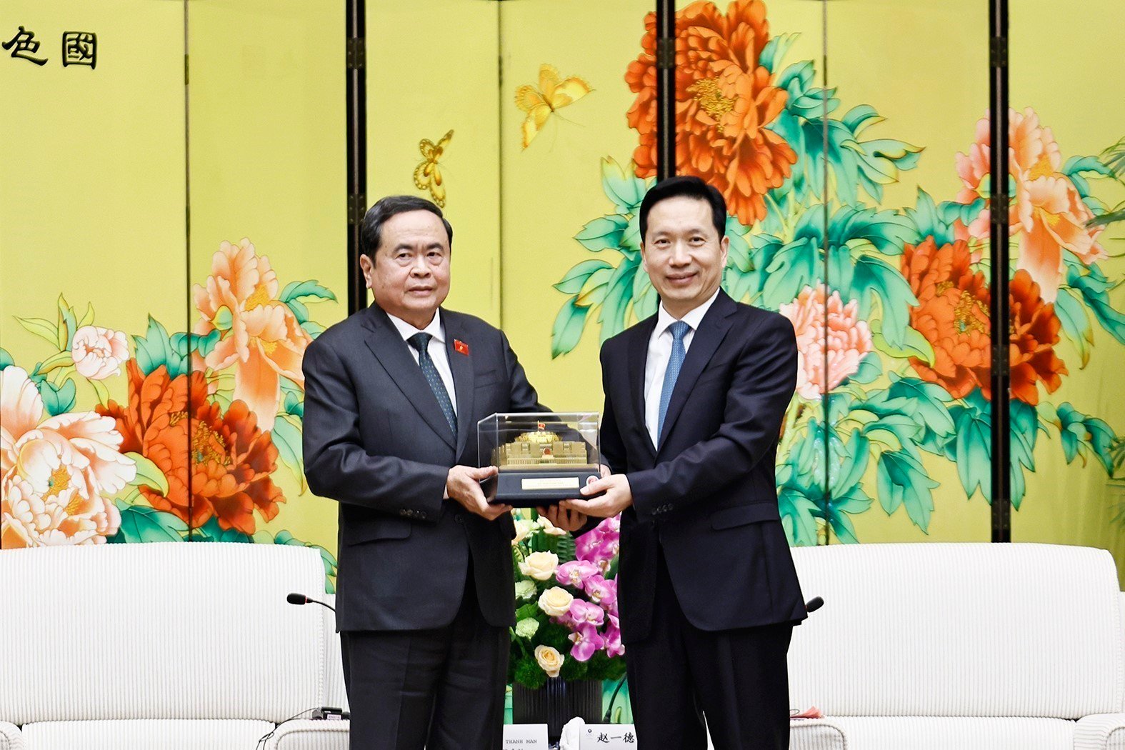 传承革命友谊 拓展越南各地和中国陕西合作新领域 传承革命友谊 拓展越南各地和中国陕西合作新领域