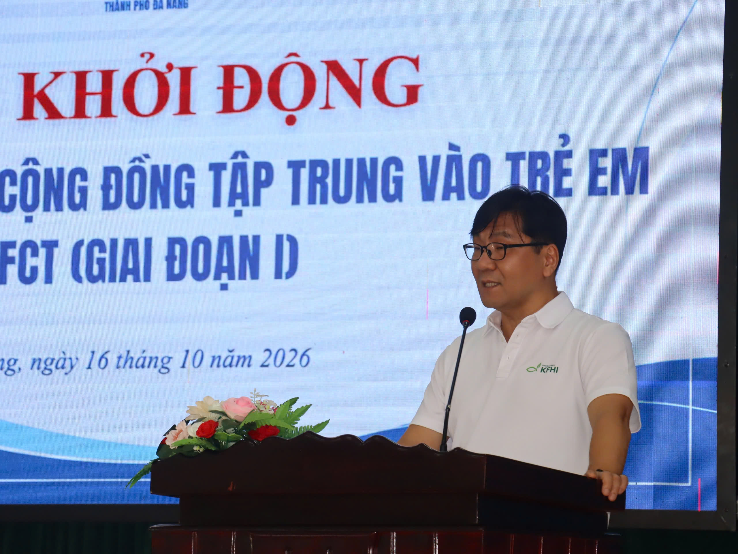 ông Park Sun Jong, Giám đốc Quốc gia KFHI Việt Nam phát biểu tại lễ khởi động dự án. (Ảnh: Liên hiệp các tổ chức hữu nghị thành phố Đà Nẵng cung cấp)