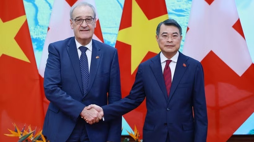 Thủ tướng Lê Minh Hưng hội kiến Tổng thống Thụy Sĩ