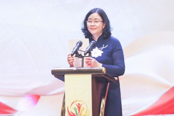 Gần 367 tỷ đồng đăng ký ủng hộ người nghèo