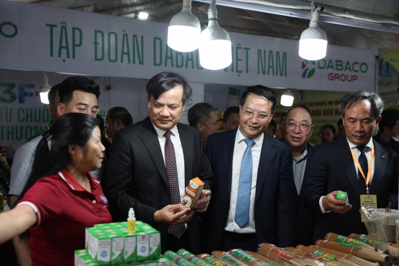 Hội chợ Thương mại quốc tế Điện Biên 2026: Mở cơ hội giao thương với Lào, Trung Quốc Hội chợ Thương mại quốc tế Điện Biên 2026: Mở cơ hội giao thương với Lào, Trung Quốc