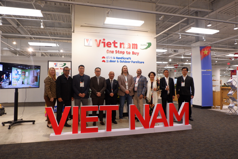 16 doanh nghiệp Việt Nam quảng bá đồ gỗ, nội thất tại thị trường Mỹ Doanh nghiệp Việt Nam quảng bá đồ gỗ, nội thất tại thị trường Mỹ