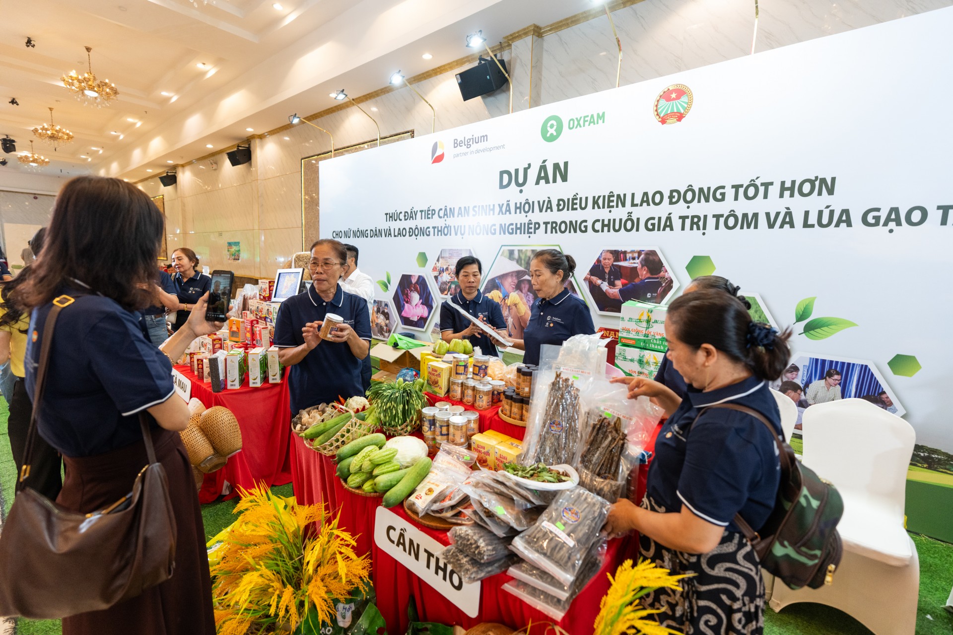 Learning to Livestream Agricultural Products Learning to Livestream Agricultural Products